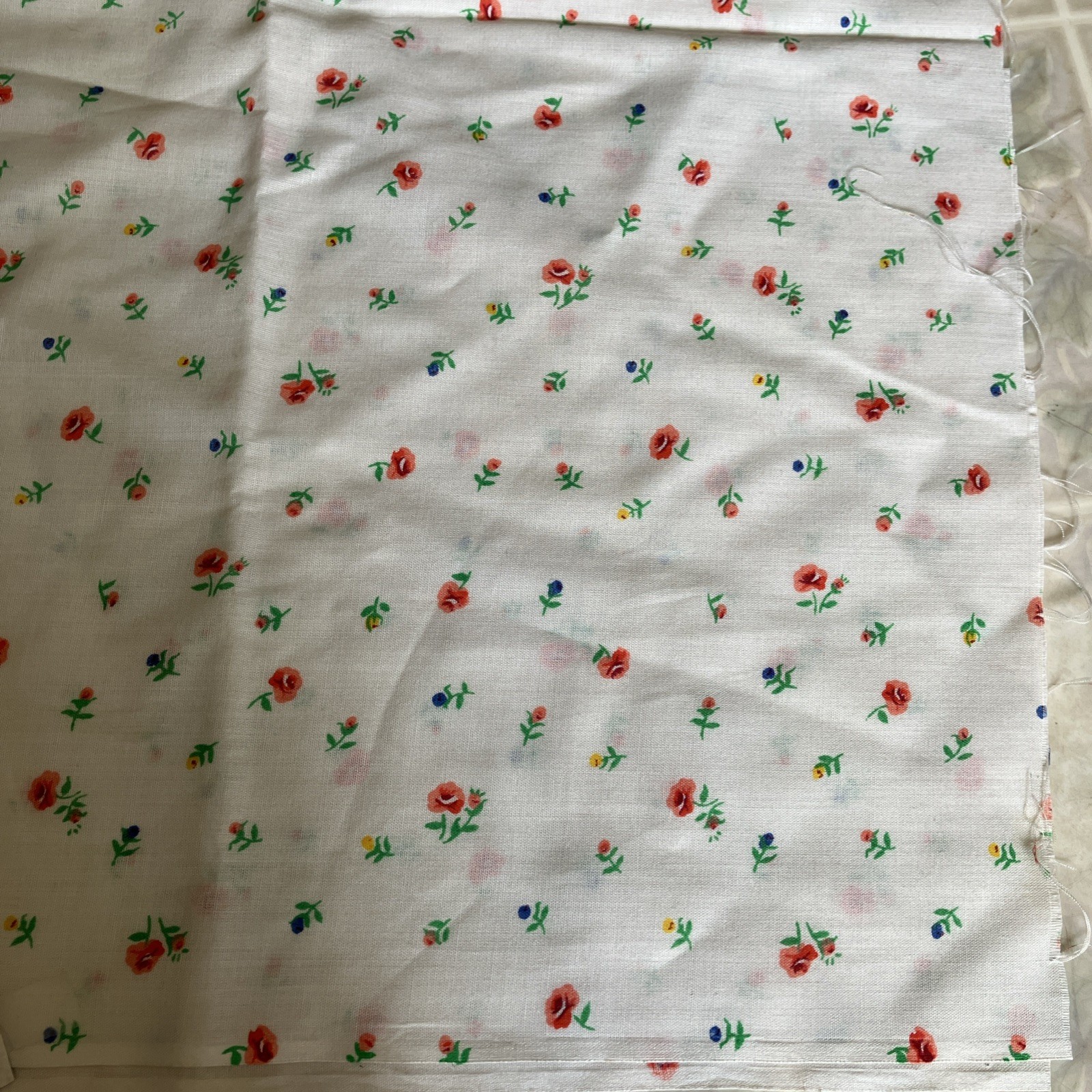 Vtg blue Red yellow allover Floral Fabric 1 Yard 100% Cotton Lawn Lightweight Vtg blue Red yellow allover Floral Fabric 1 Yard 100% Cotton Lawn Lightweight