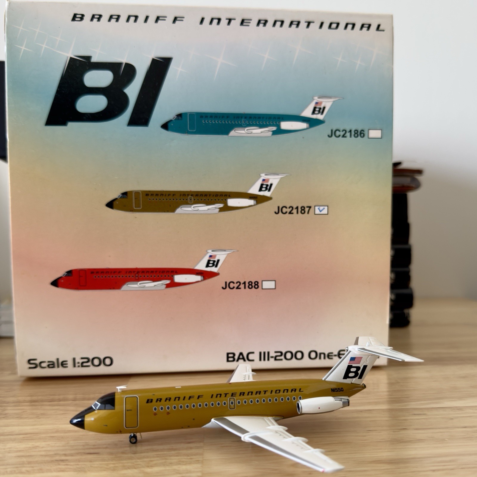 JC Wings Braniff BAC 1-11 OCHRE JC2187