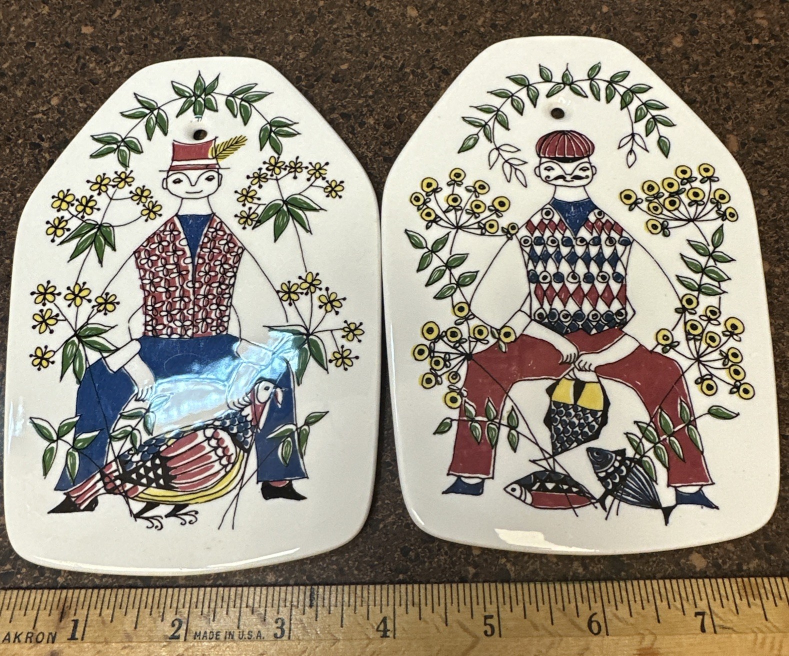 Figgjo Flint Mons og Mille Plaques Turi Design Norway Folk Art Pair 1960s 4x6