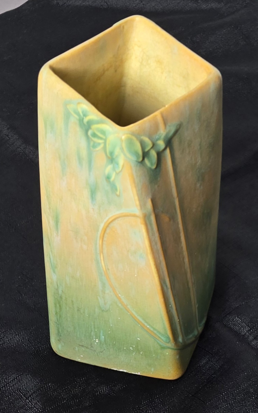 Roseville Futura Green 1928 Vintage Art Deco Pottery Ceramic Twist Vase 398-6