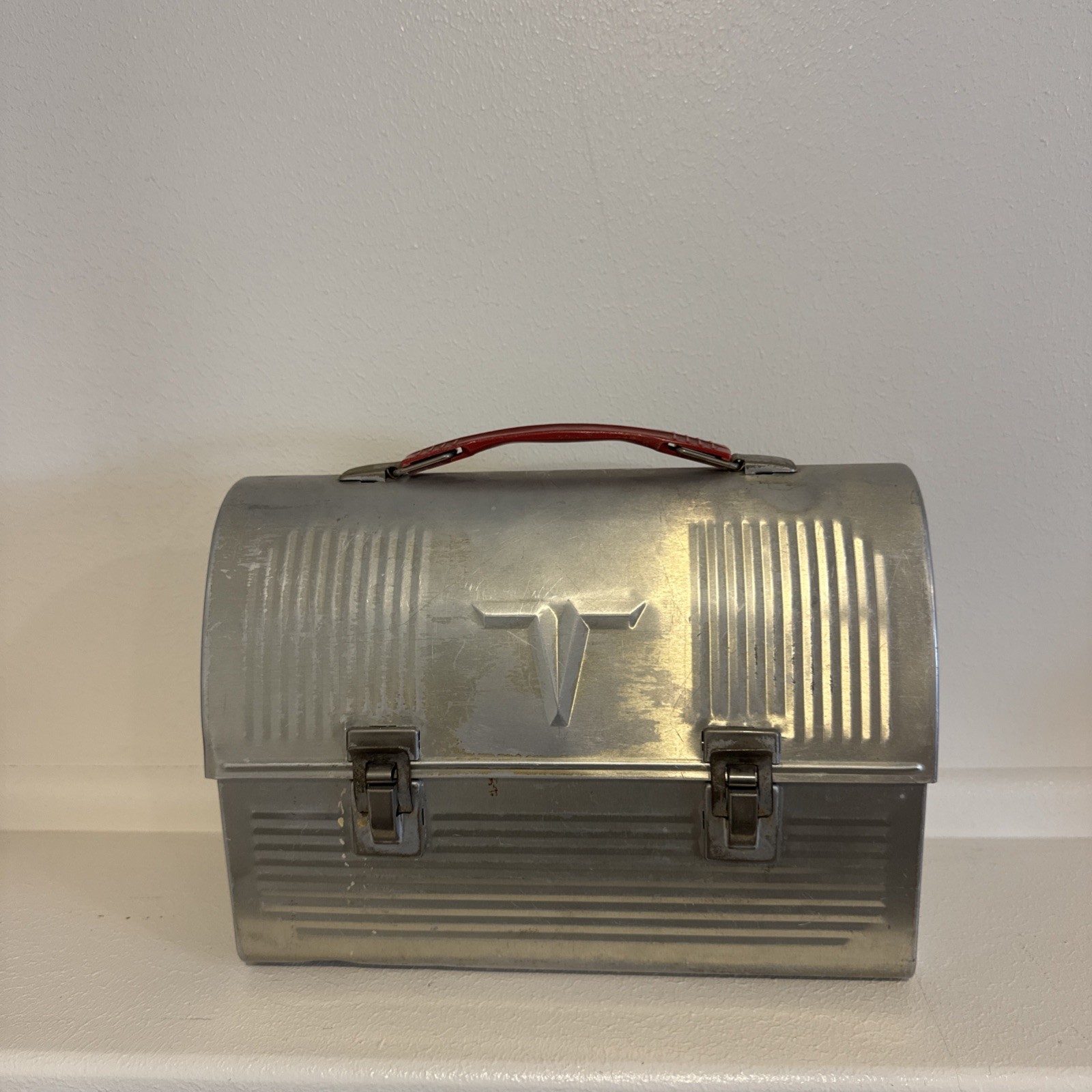 Vintage American THERMOS CO Silver Aluminum Dome Lunch Box 60\'s with Thermos Vintage American THERMOS CO Silver Aluminum Dome Lunch Box 60\'s with Thermos