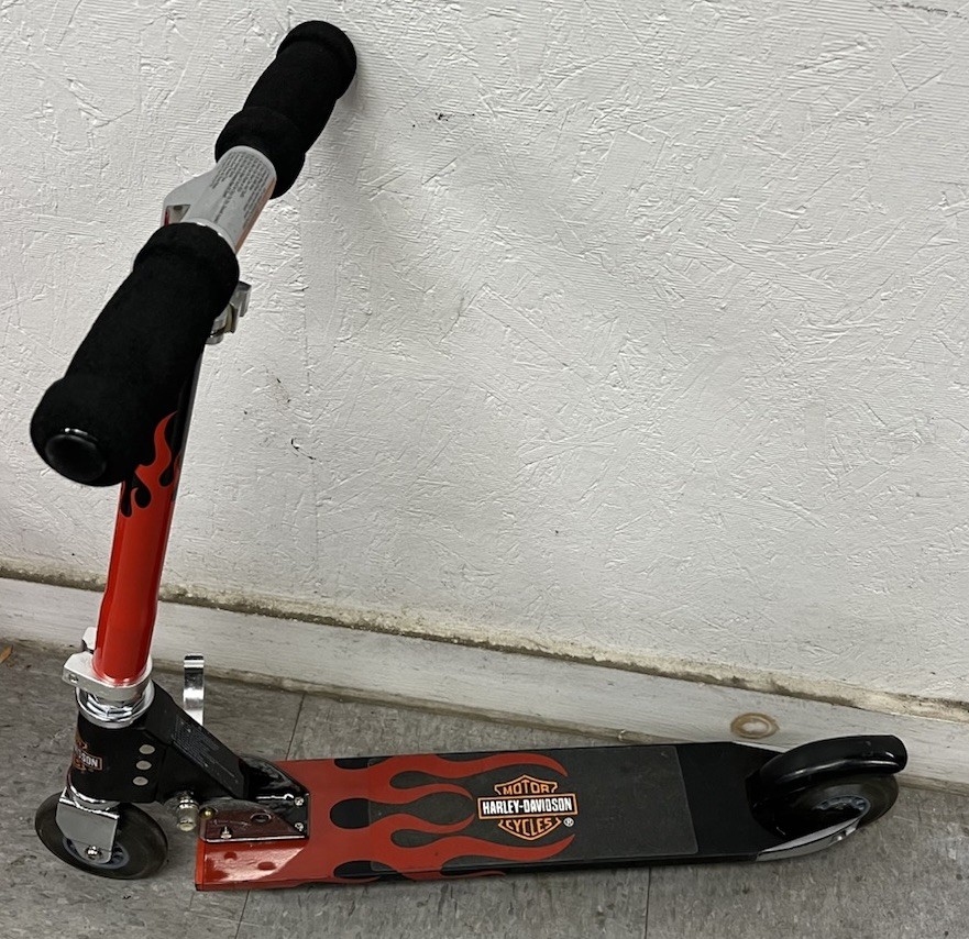 Harley Davidson Aluminum Red and Black Flame Scooter