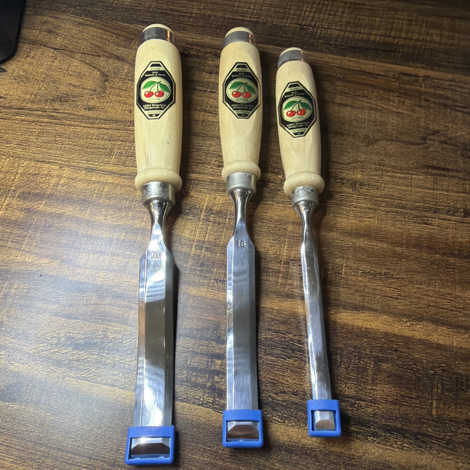 Kirschen Two Cherries 1858 S-Form Chisel 3 Piece Lot Made in Germany Excellent Kirschen Two Cherries 1858 S-Form Chisel 3 Piece Lot Made in Germany Excellent