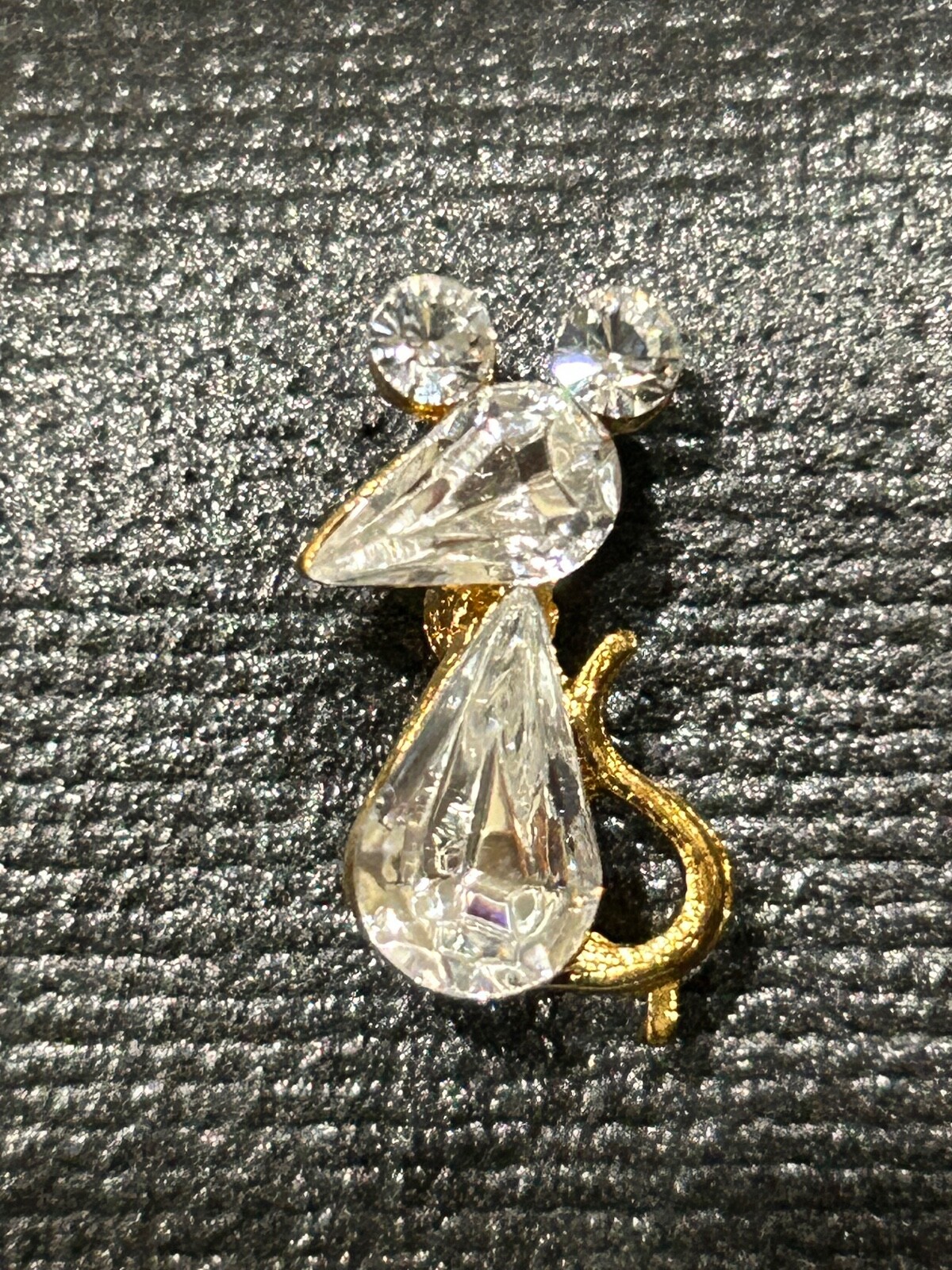 Mouse Gold Tone Pin Back Fashion Jewelry Lapel / Hat Pin - CT