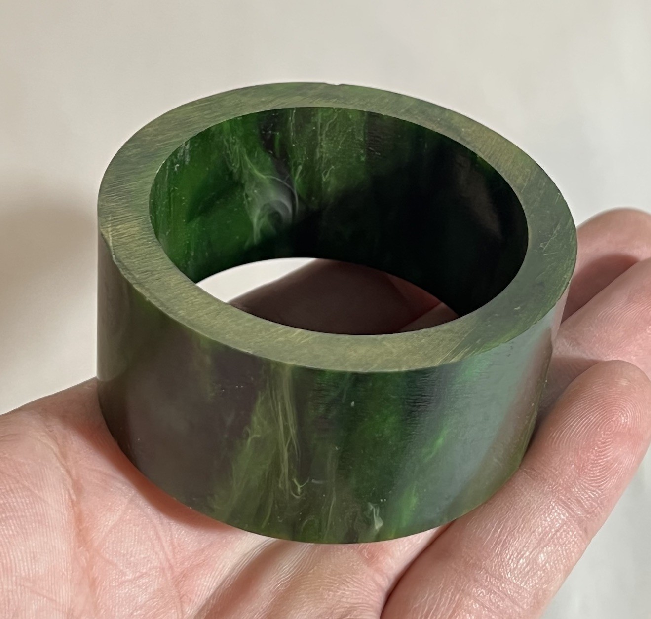 VINTAGE SWIRL MARBLED GREEN BAKELITE CATALIN CHUNK ROD / TUBE 59 GRAMS