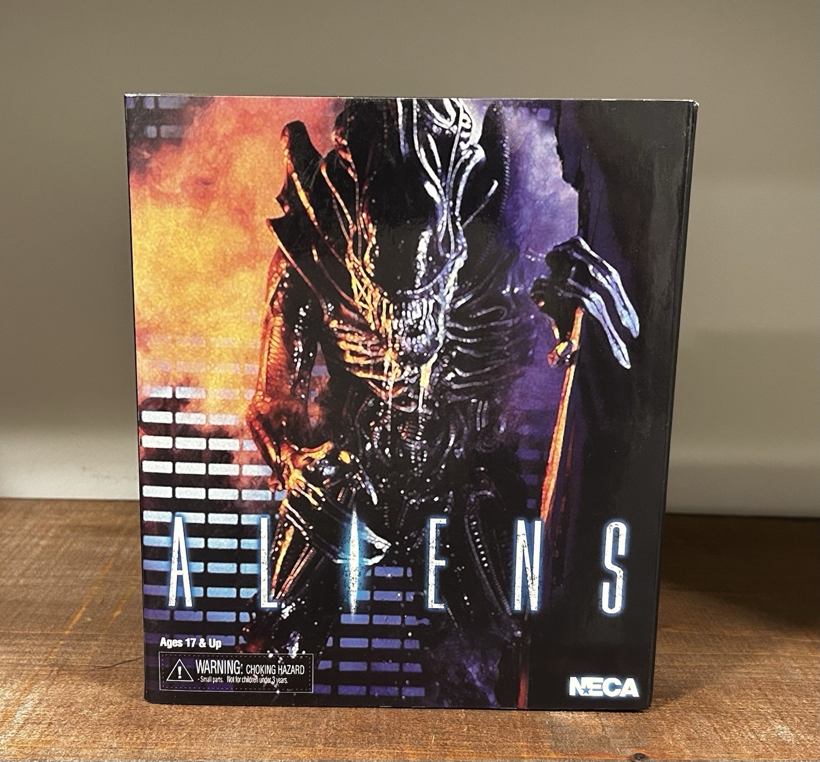 NECA Aliens Xenomorph Warrior (Arcade Appearance) – Action Figure – Boxed