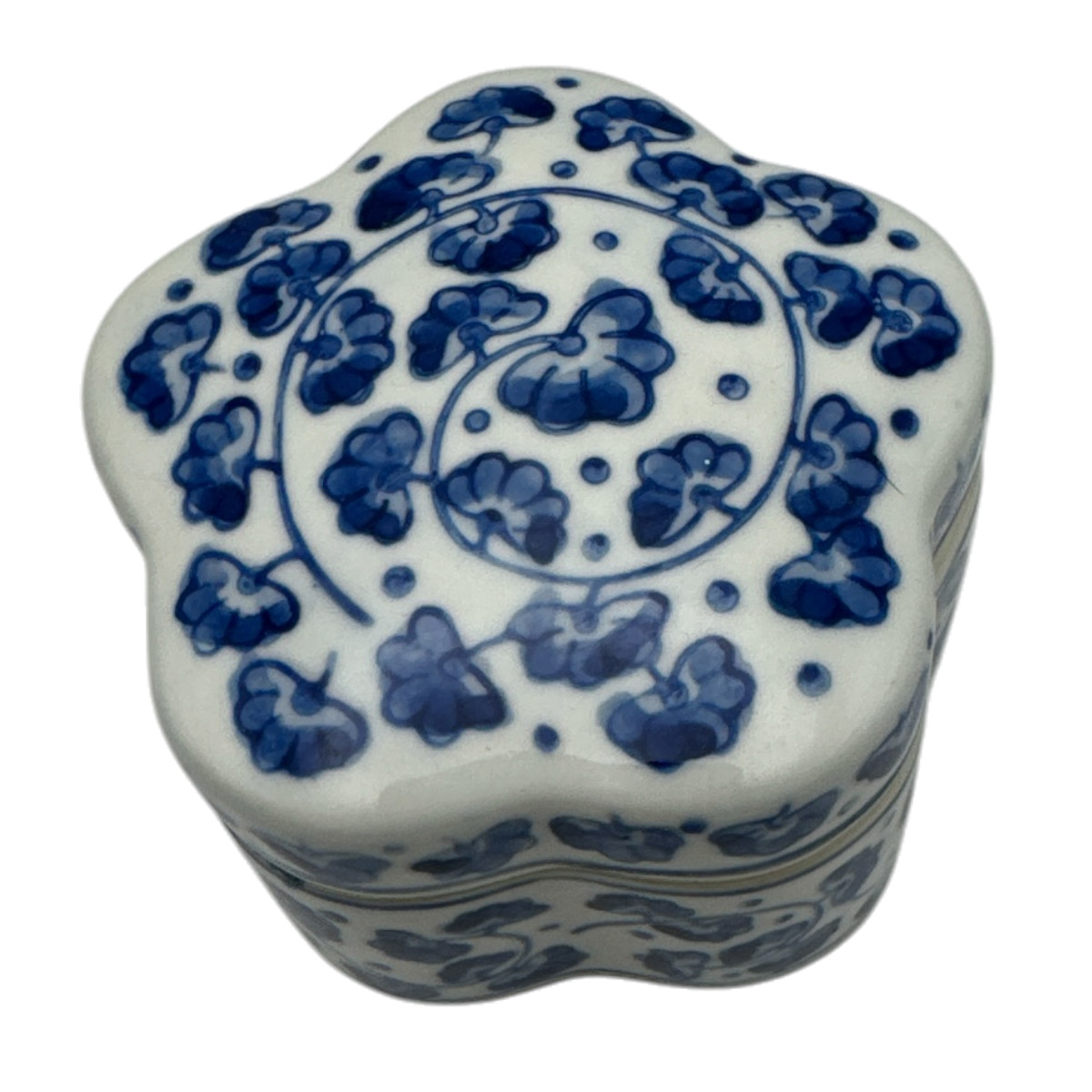 Vintage Blue And White Porcelain Trinket Jewlery Box 4.25\