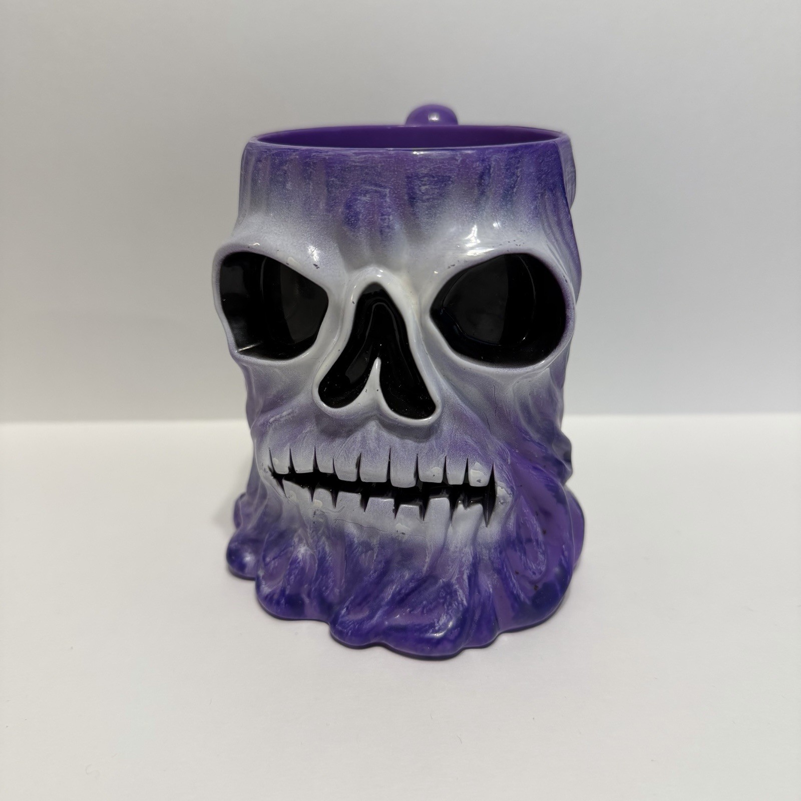 Monster Jam 2013 Grave Digger Souvenir Ghost Mug w/ Driver Autographs - LOOK