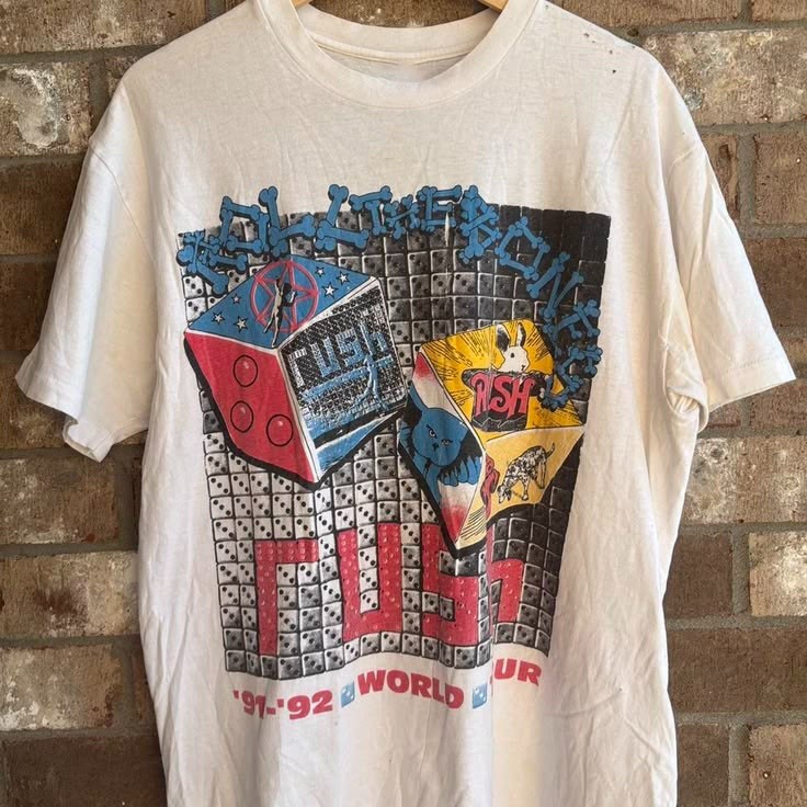 Vintage Rush Roll the Bones 1991-92 World Tour T-Shirt CLM359