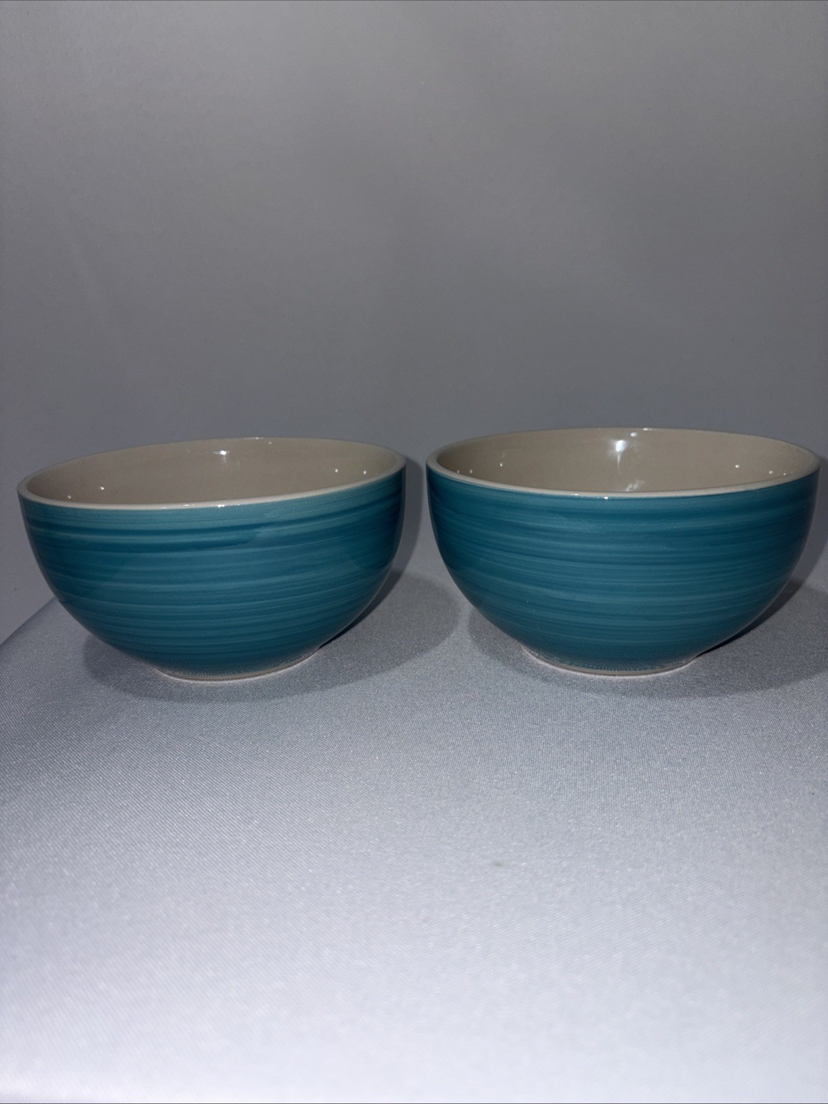 Graydon Hall Turquoise Swirl Cereal/SoupBowl 5.5 In. Across Vintage Set of 2