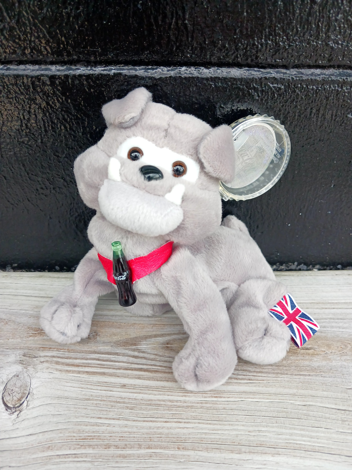 Coca-Cola - 1999 Intl Collection Plush - #0213 Dover the English Bulldog
