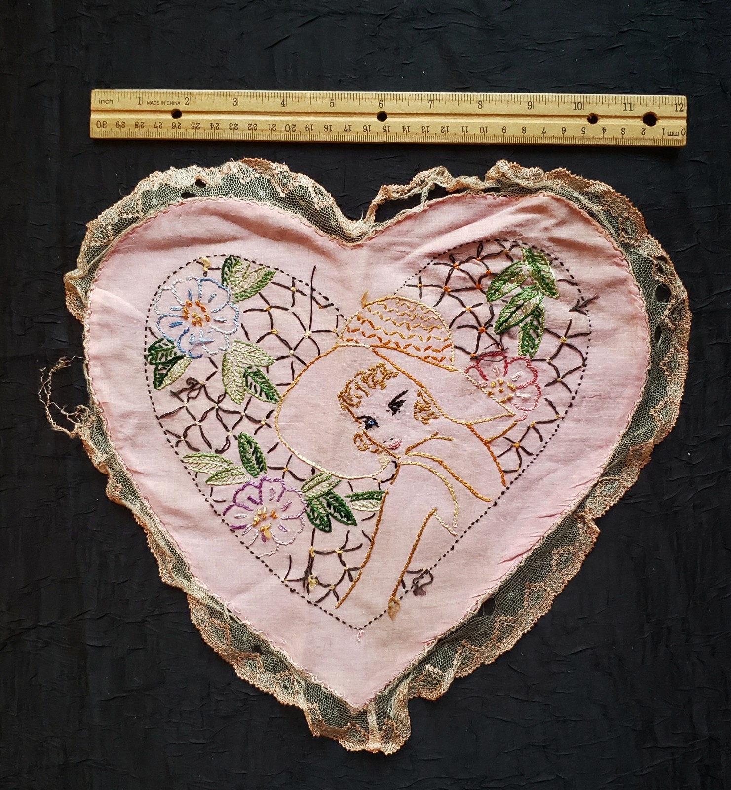  Antique 1920s-30s Heart Embroidered Lace Handmade Doilly Applique Boudoir 12