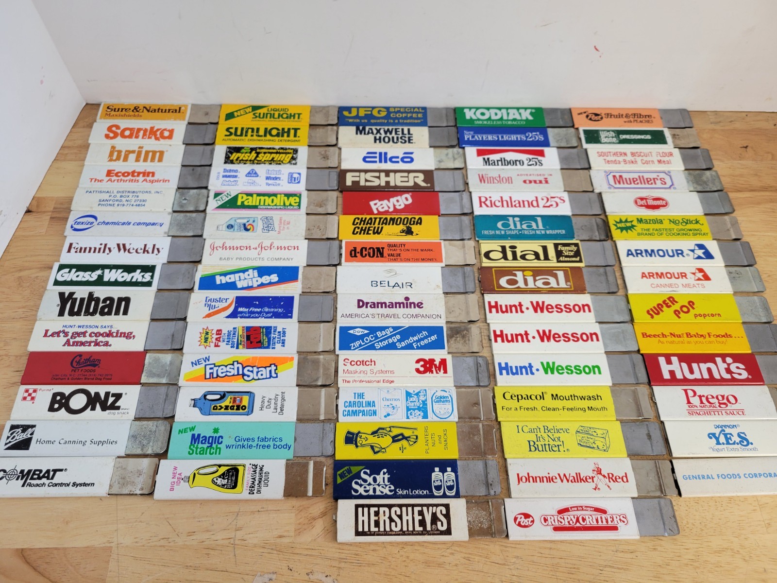 Huge Vintage Advertising Box Cutter lot 72 pieces (NO RAZOR BLADES)