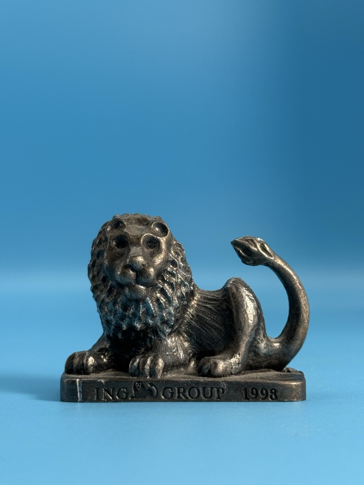 Vintage ING Group Lion Heavy Metal Paperweight Advertising Figurine 1998