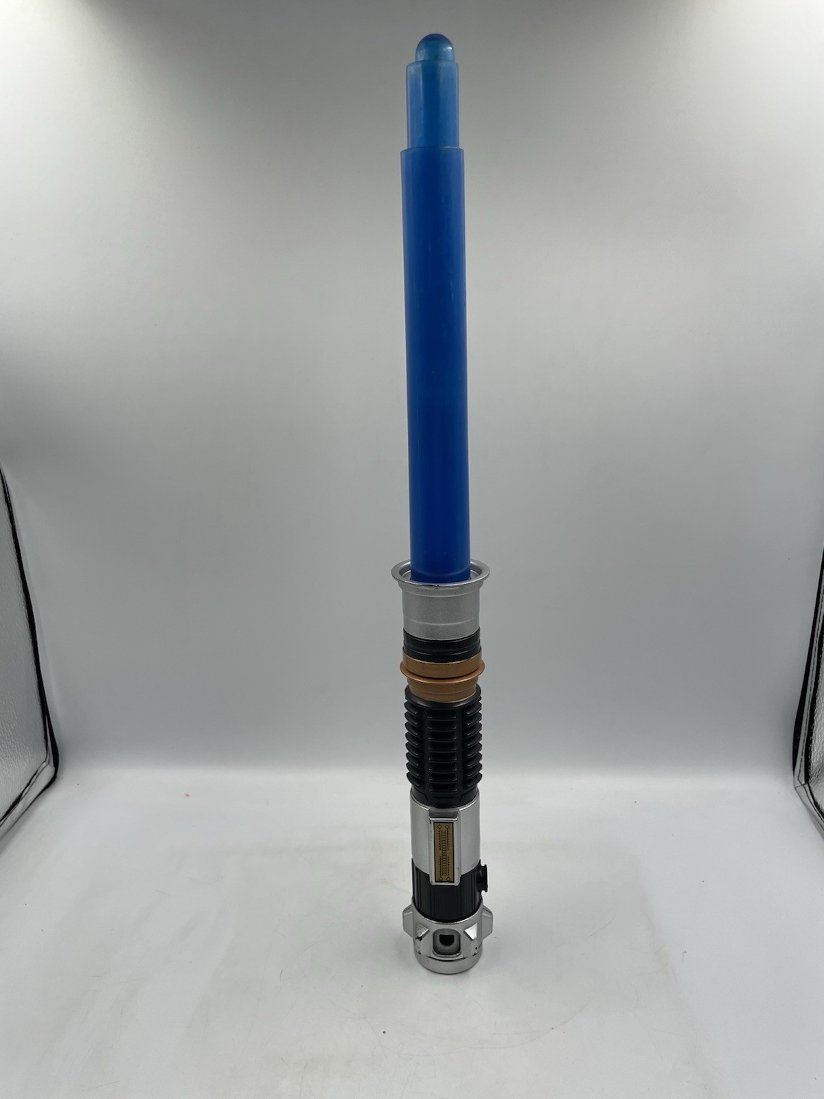 2015 Hasbro Star Wars Obi-Wan Kenobi Electronic Lightsaber C2945A