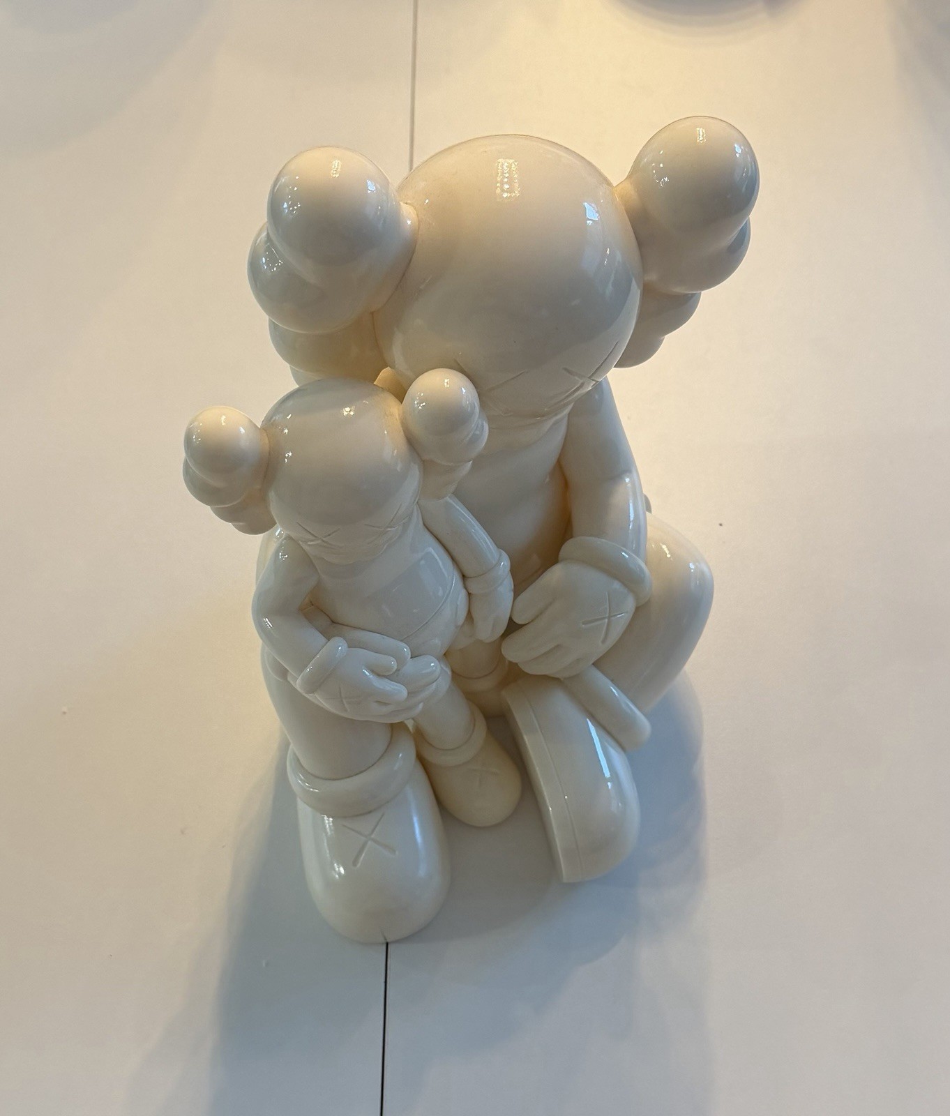 KAWS Holiday Changbai Mountain Snowy White Companion Vinyl Figure 2022 8.5”