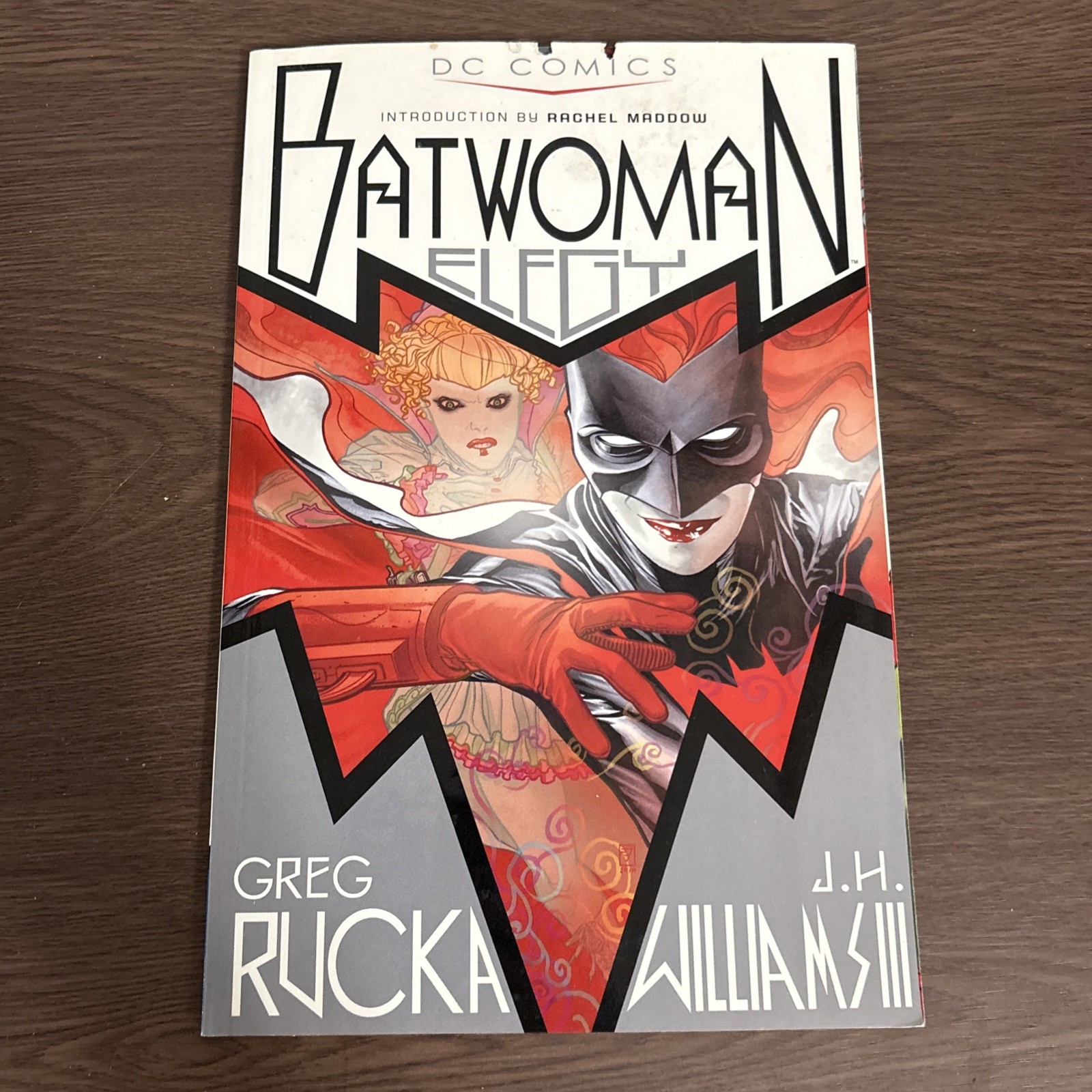 Batwoman: Elegy tpb JH Williams Greg Rucka DC Comics 2010