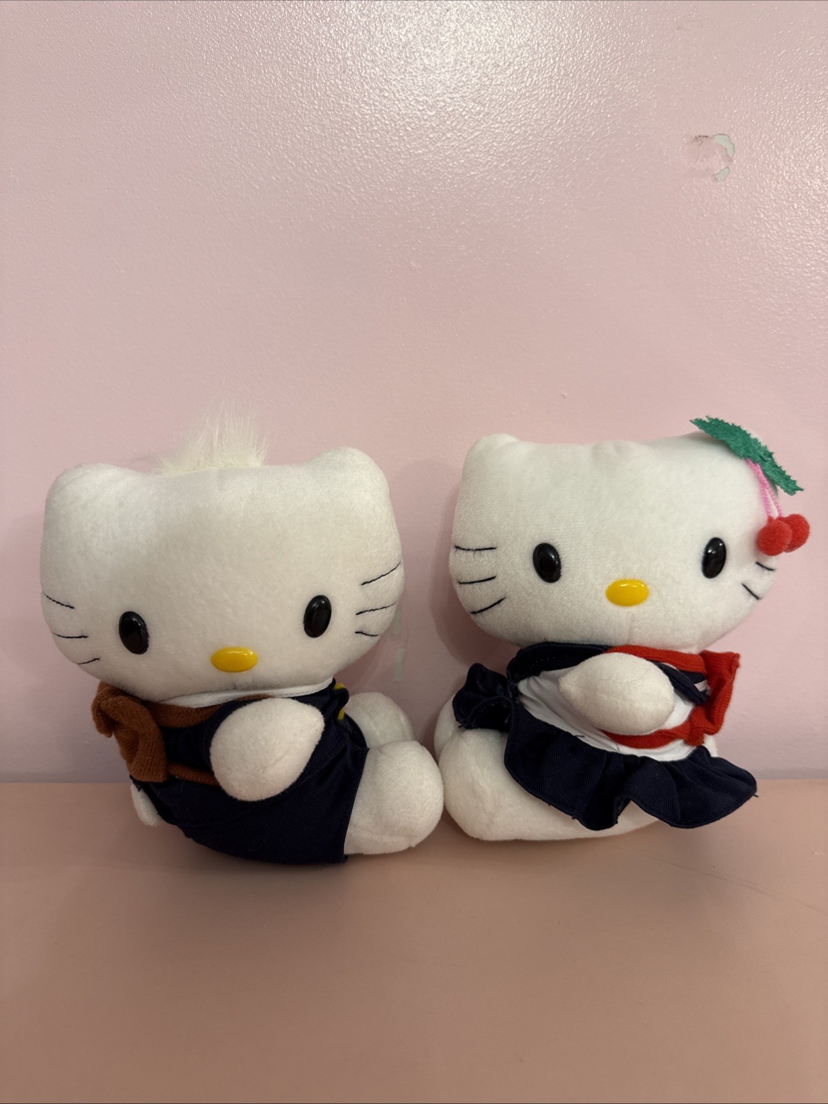 Hello Kitty And Dear Daniel School Outfit Plush Stuffed Toys Pair McDonald’s TW Hello Kitty And Dear Daniel School Outfit Plush Stuffed Toys Pair McDonald’s TW