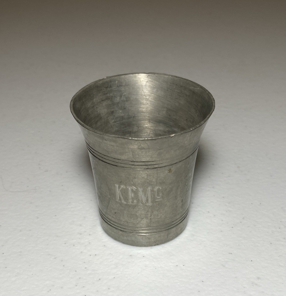 Vintage Williamsburg Stieff Pewter Shot Glass CW49M 27