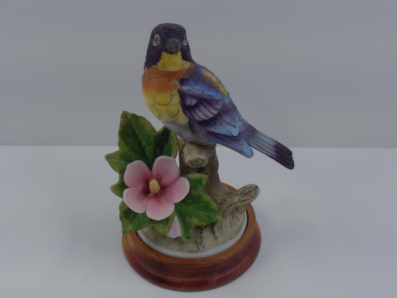 Andrea by Sadek Porcelain Bird #8627 Parula Warbler Wooden Base No Damage NICE