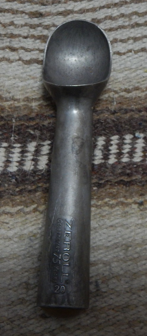 vintage solid alum ice cream scoop-Zeroll celebrating 75 yrs # 20 