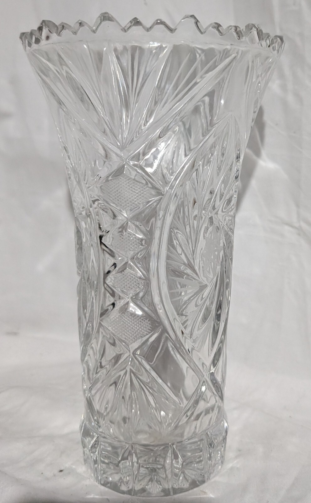 Vtg Clear Pressed Crystal Glass Heavy Vase Pinwheel 