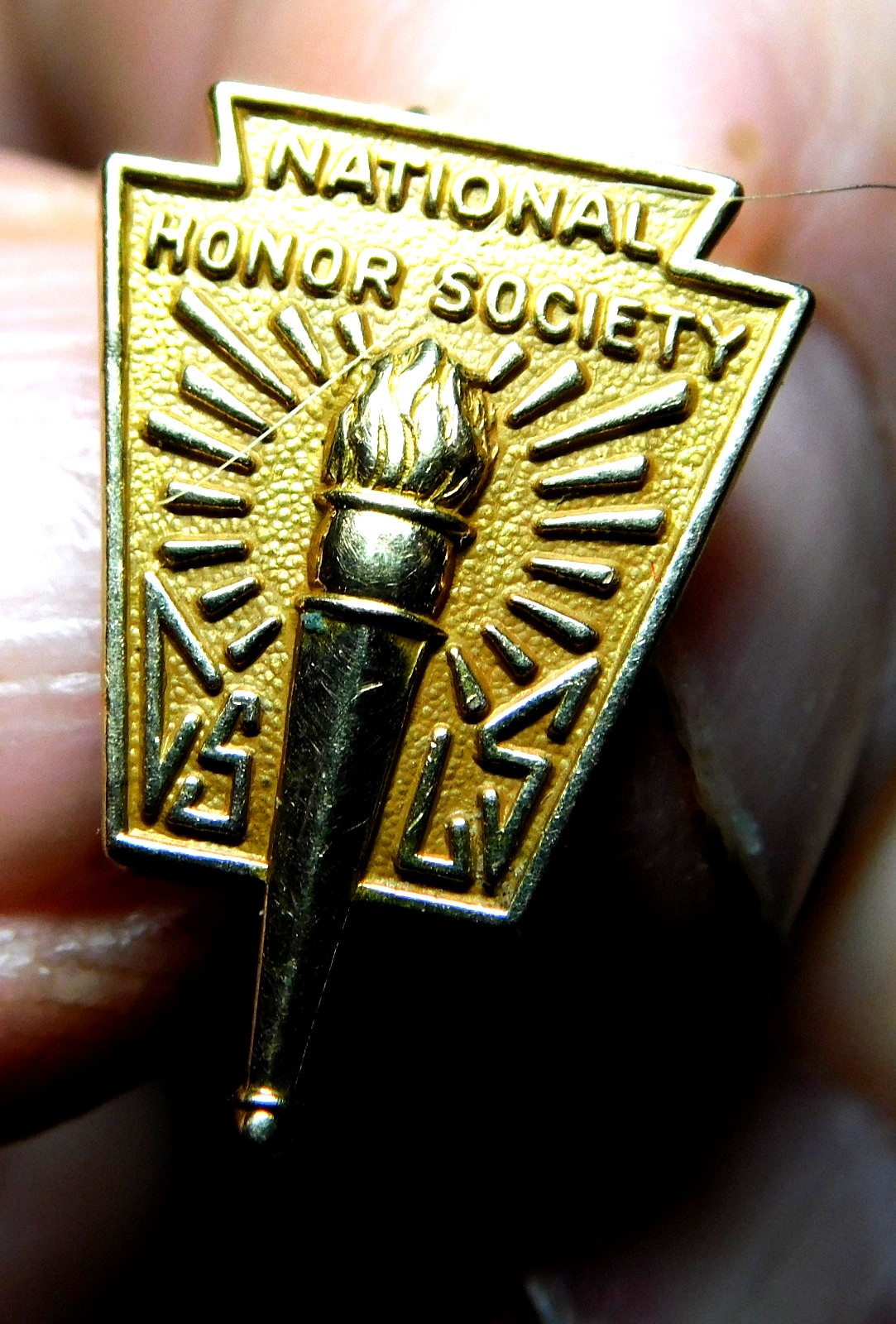 Vintage Solid 10K Gold Top National Honor Society Pin / 2.2 Grams Vintage Solid 10K Gold Top National Honor Society Pin / 2.2 Grams