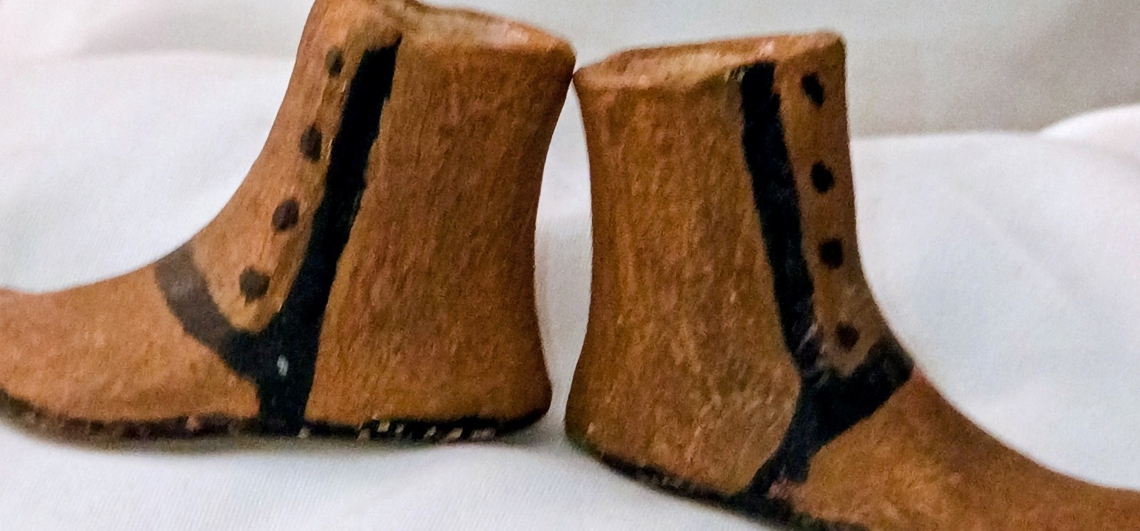 Vintage Acoma Pueblo Pottery Minature Moccasins