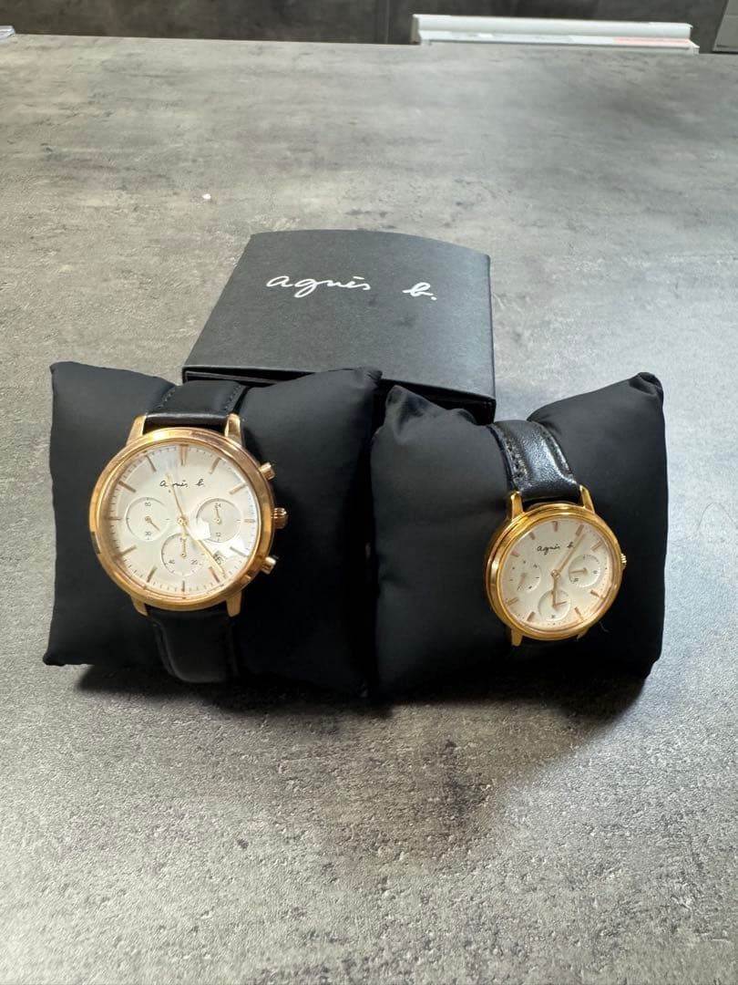 Agnes b Wristwatch Unisex