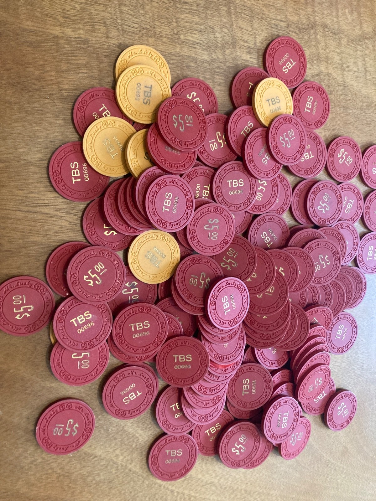 120 $5.00 $2.00 MR. LUCKY TBS POKER CHIPS $5.00 RED MR LUCKY CHIPS 00696 120 $5.00 $2.00 MR. LUCKY TBS POKER CHIPS $5.00 RED MR LUCKY CHIPS 00696