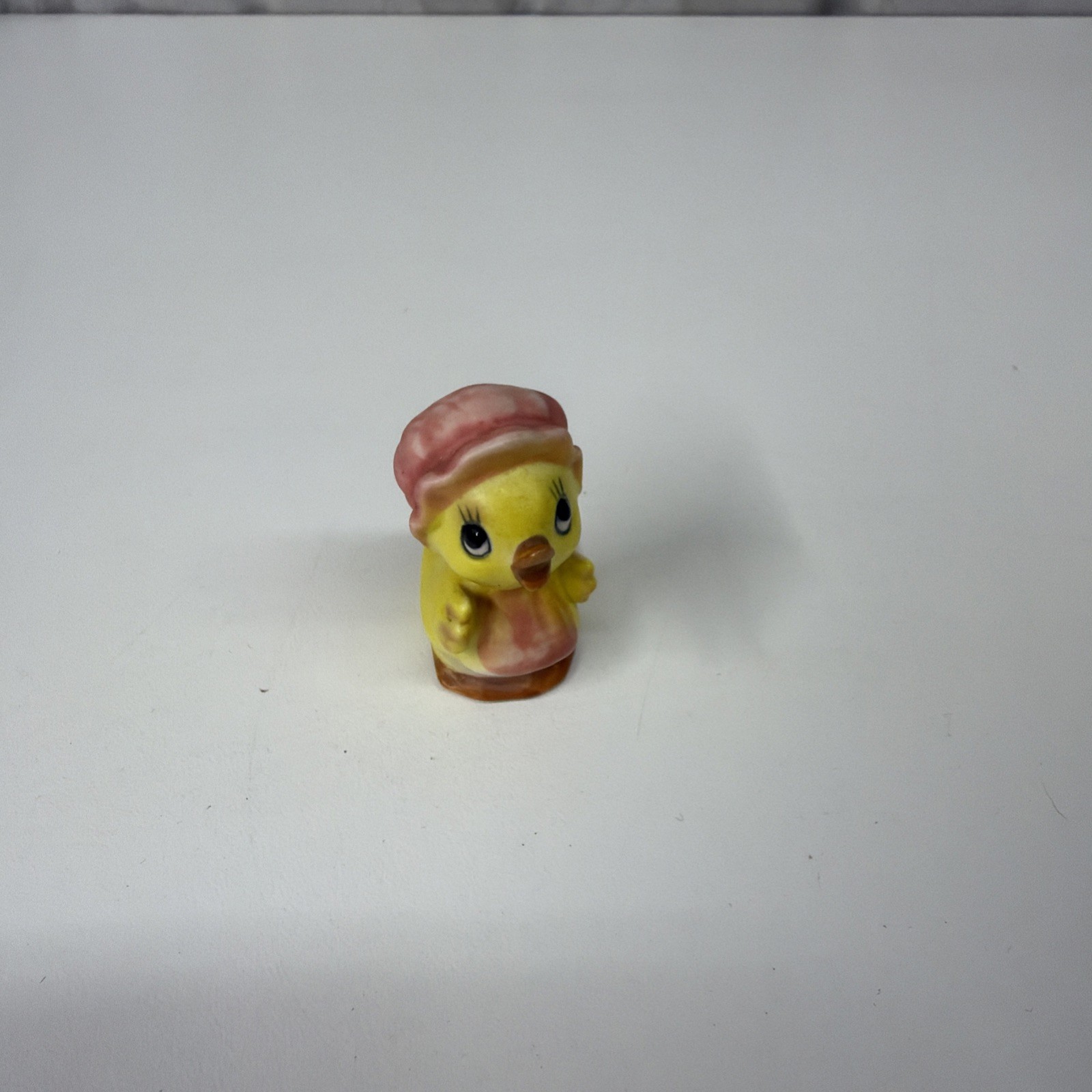 VTG Josef Originals Mini Duckling In Bonnet Figurine 