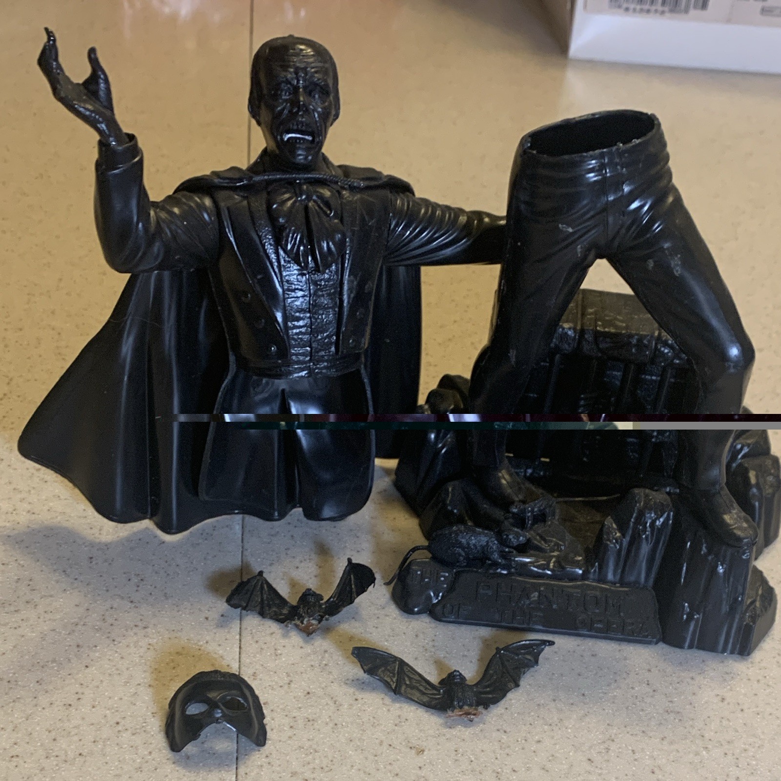 1963 Phantom of the Opera model. Original owner. 4 pieces need reglued. Aurora. 1963 Phantom of the Opera model. Original owner. 4 pieces need reglued. Aurora.