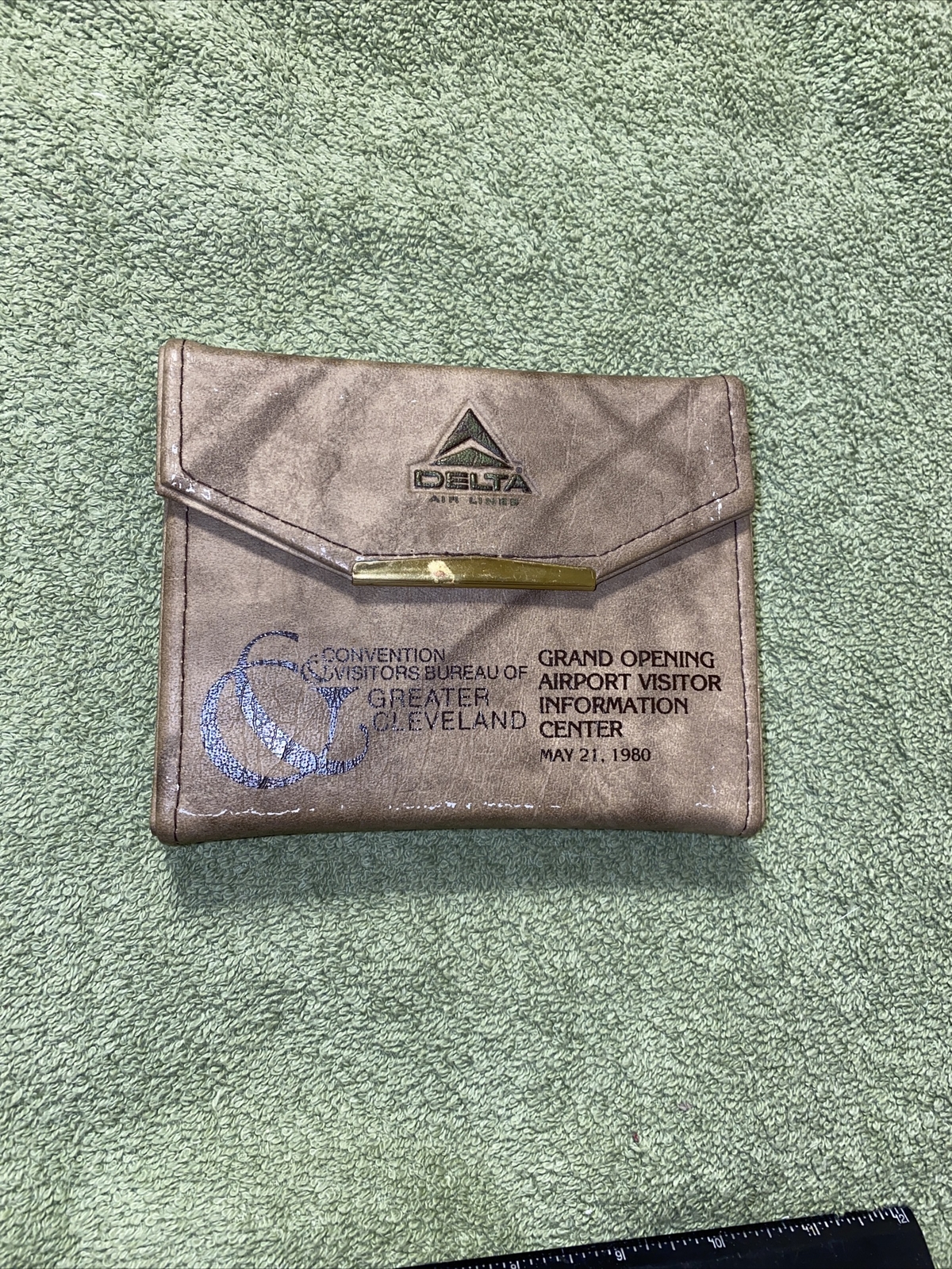RARE 1980’s DELTA Greater Cleveland Visitors Bureau CALFLON Bridge Cards & Case