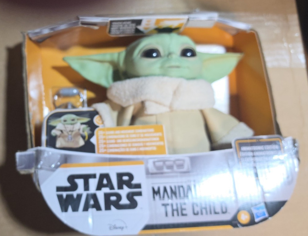 STAR WARS - THE MANDALORIAN - THE CHILD - GROGU (BABY YODA) DISTRESSED PACKAGING