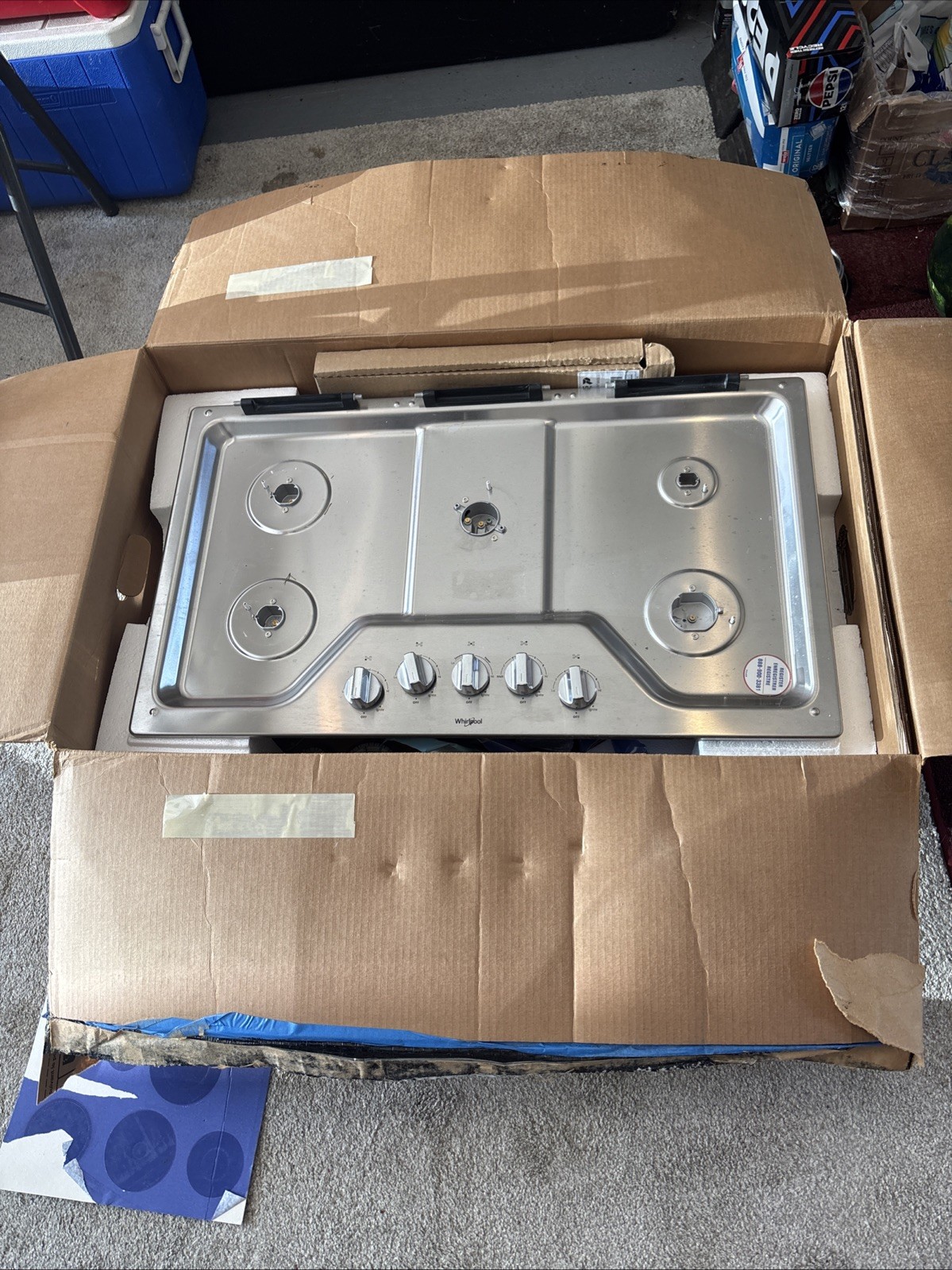 Whirlpool WCG97US6HS05 36” 5-Burner Gas Cooktop With Grill - Open Box Used