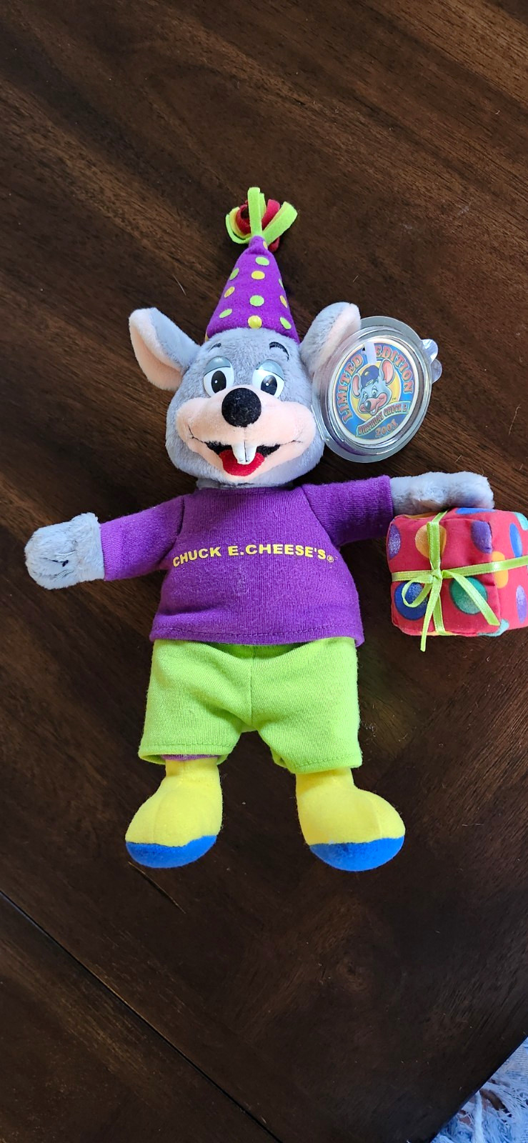 Chuck E. Cheese's Limited Edition Birthday Chuck E Plush Party Hat 2001 RARE Chuck E. Cheese's Limited Edition Birthday Chuck E Plush Party Hat 2001 RARE