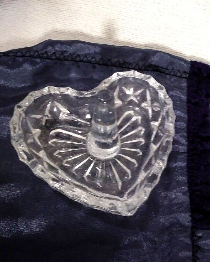 Clear Glass Ring Holder Heart Shape Embossed Jewelry Accessory Dresser  3x3x2