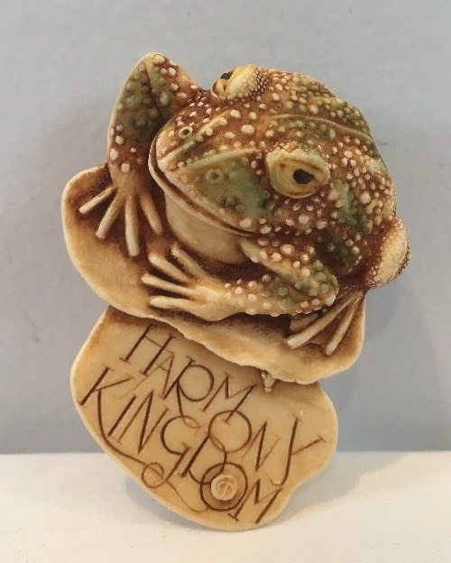 NIP 1997 Harmony Kingdom Toad Frog Pin #RW97PC \