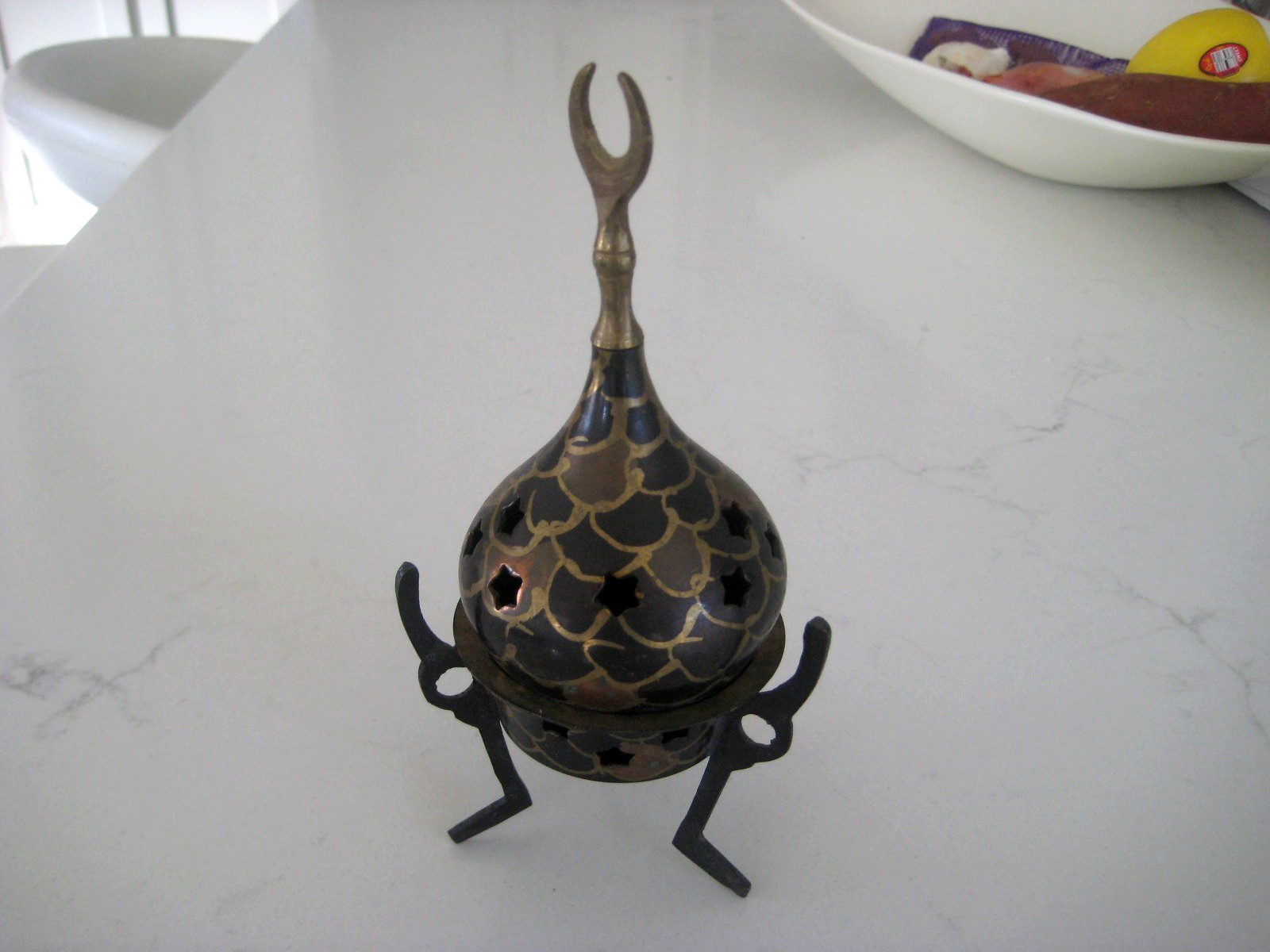 Vtg Bronze Oriental Incense Burner Vtg Bronze Oriental Incense Burner