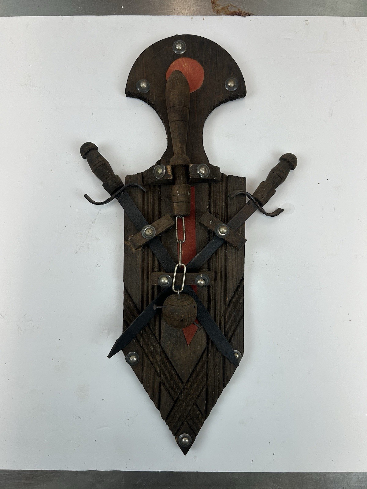 Vtg Medieval Sword & Mace Wall Decor Plaque Removable Miniature Weapons Vtg Medieval Sword & Mace Wall Decor Plaque Removable Miniature Weapons