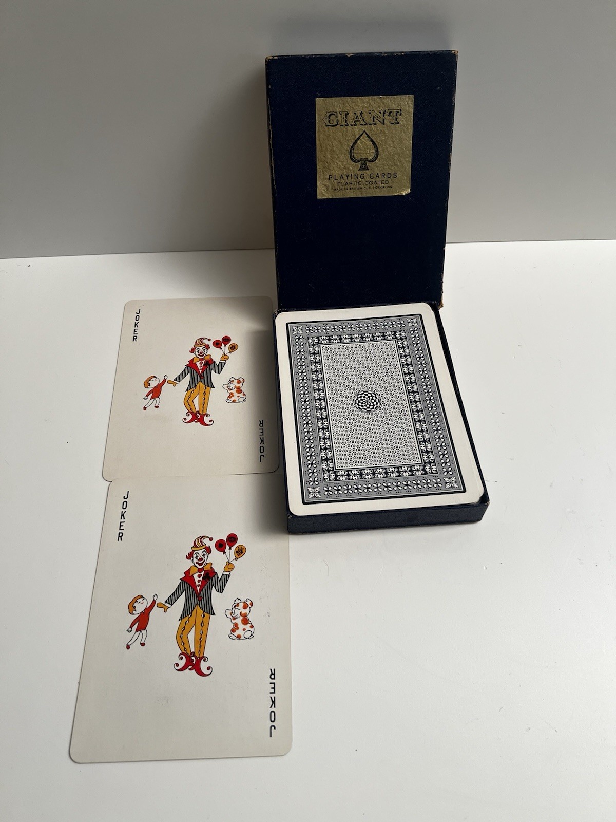 VINTAGE GIANT SIZE PLAYING CARDS 7X5 PLAYING CARDS IN BOX COMPLETE