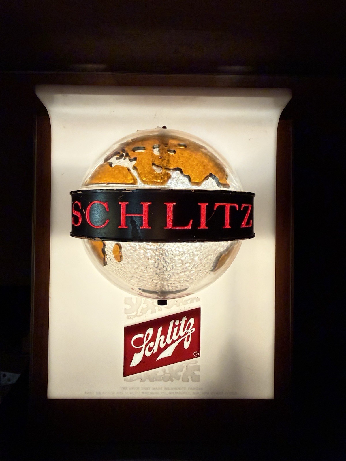 Vintage 1960s SCHLITZ Beer Rotating Motion Globe Lighted Bar Sign 10\