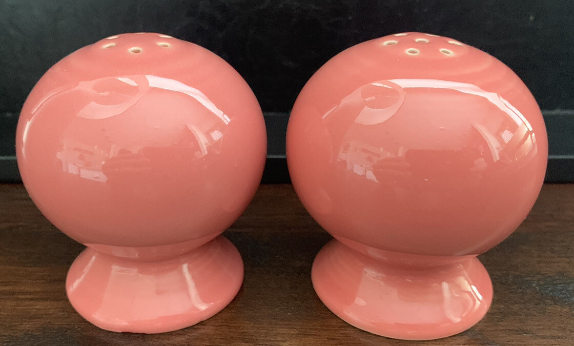 FIESTA Ball Salt & Pepper Shaker Set HOMER LAUGHLIN Fiestaware Retired ROSE PINK