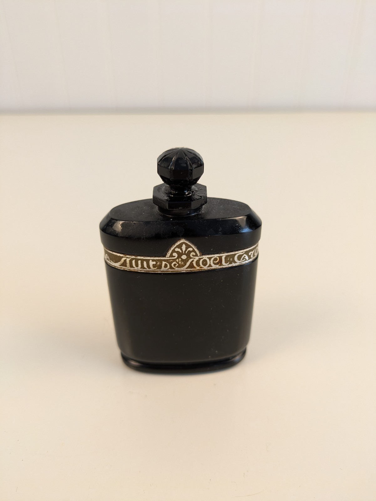 Vintage Caron Nuit de Noel Perfume Baccarat Style Bottle/BLACK   