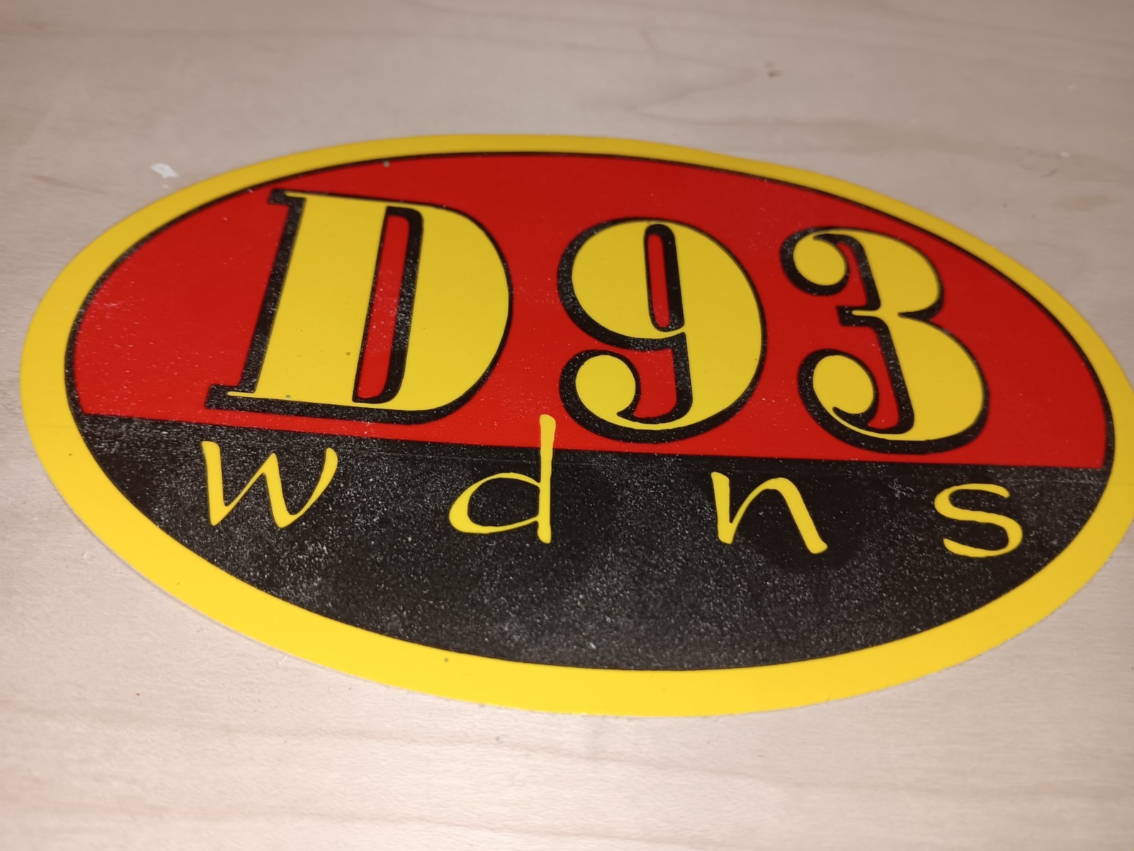 WDNS D93 1993 Oval Vehicle Decal Sticker Red Black Yellow