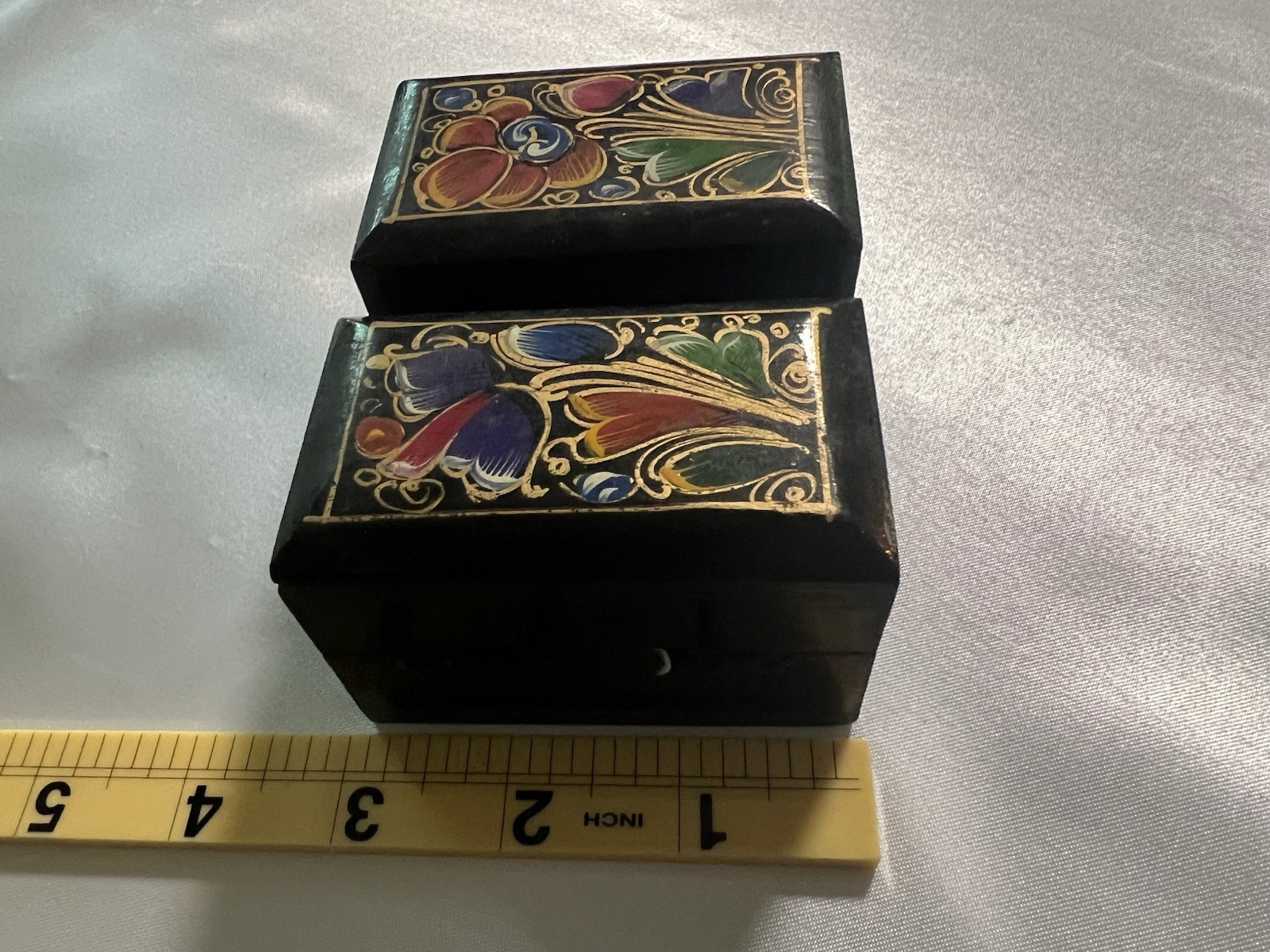 Vintage Pair Mexican Folk Art Hand-Painted Wood Trinket Boxes Rosario Sanchez Vintage Pair Mexican Folk Art Hand-Painted Wood Trinket Boxes Rosario Sanchez