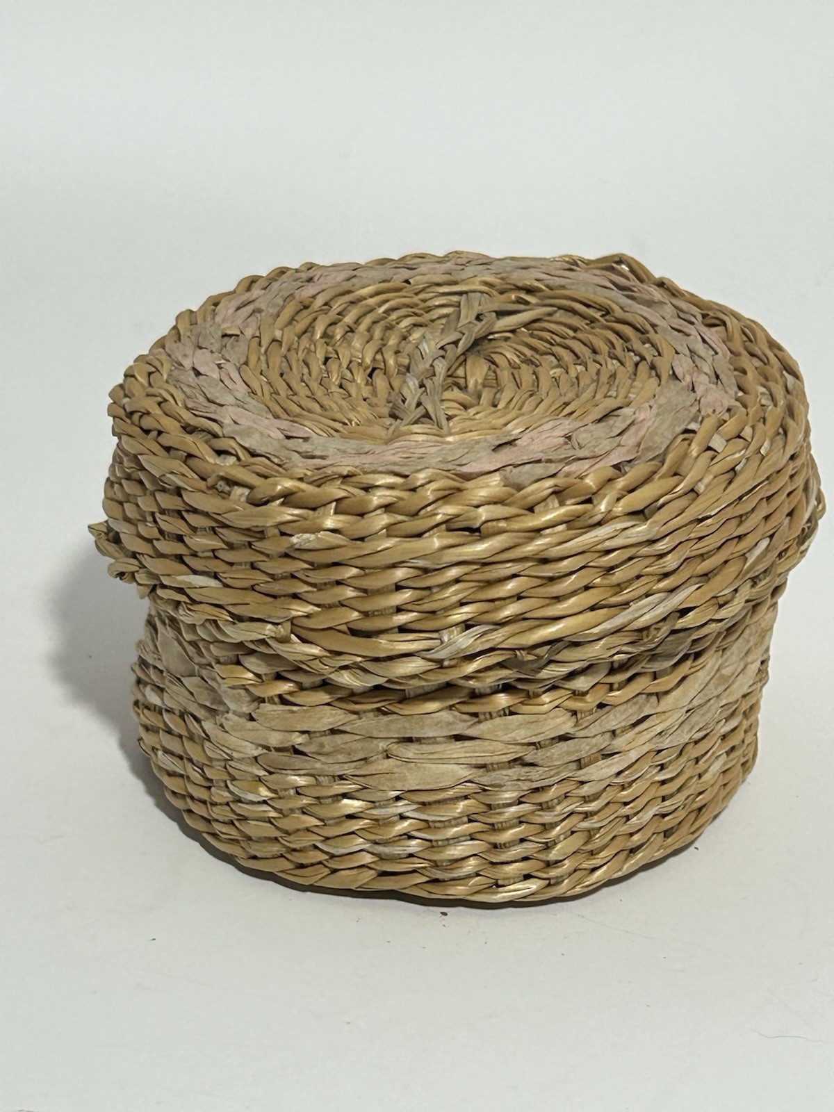 Vintage Makah Nuu-chah-nulth Lidded Woven Basket Native American PNW