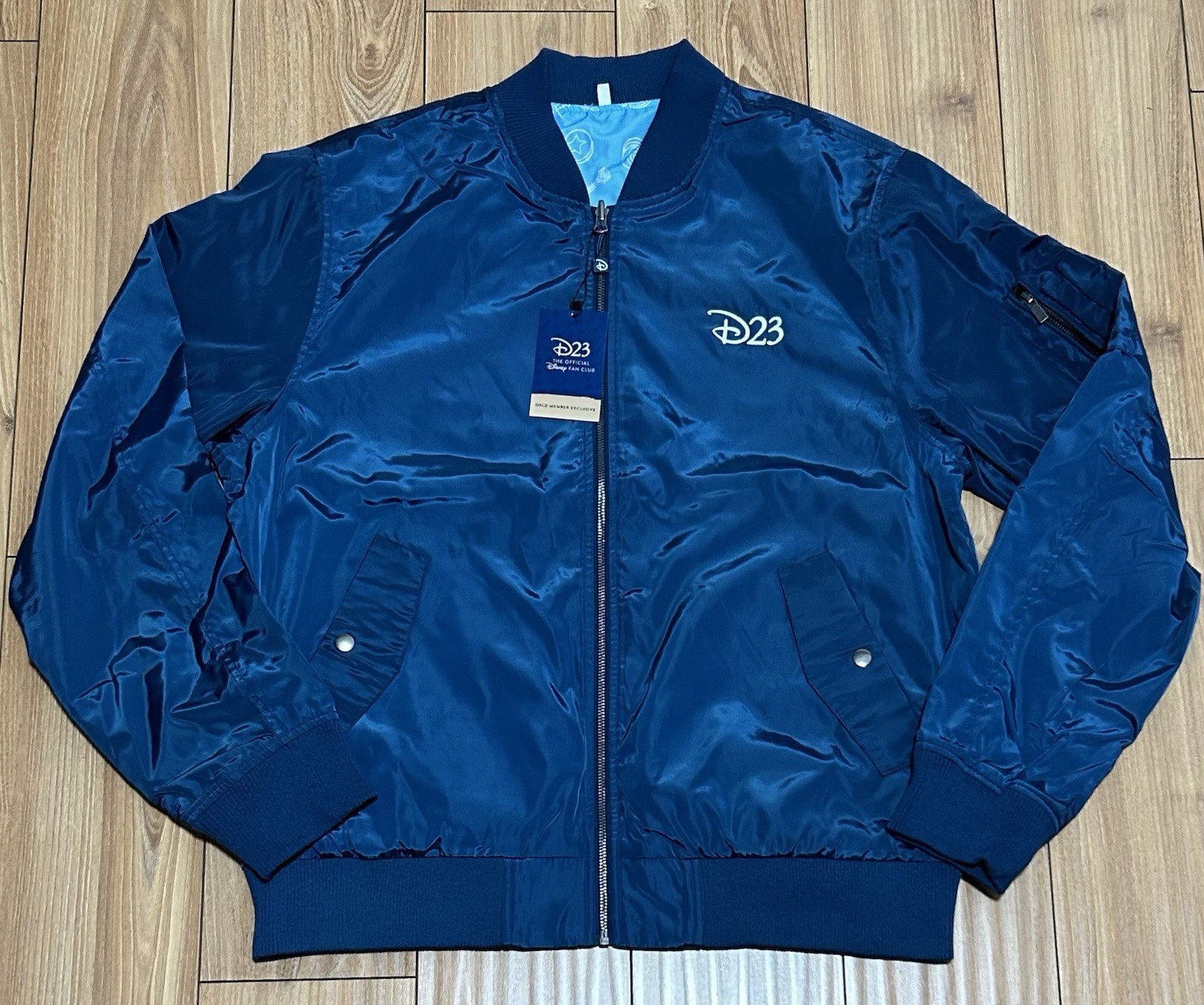 Disney D23 Jacket XL Exclusive Gold Member Fan Event 2024 Reversible Bomber