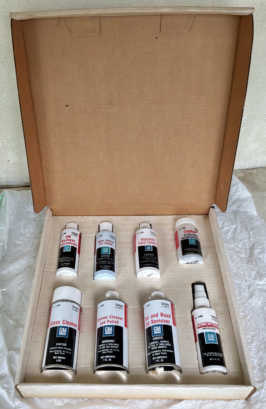 NOS GM Buick CADILLAC Chevy OLDSMOBILE Pontiac CAR CAR SAMPLER KIT old car/truck