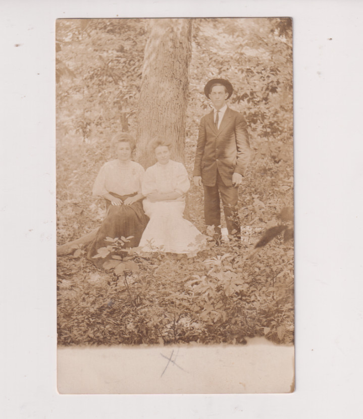 Postcard RPPC Real Photo West Virginia Man & Women Posing Beside Tree ca 1904-18 Postcard RPPC Real Photo West Virginia Man & Women Posing Beside Tree ca 1904-18